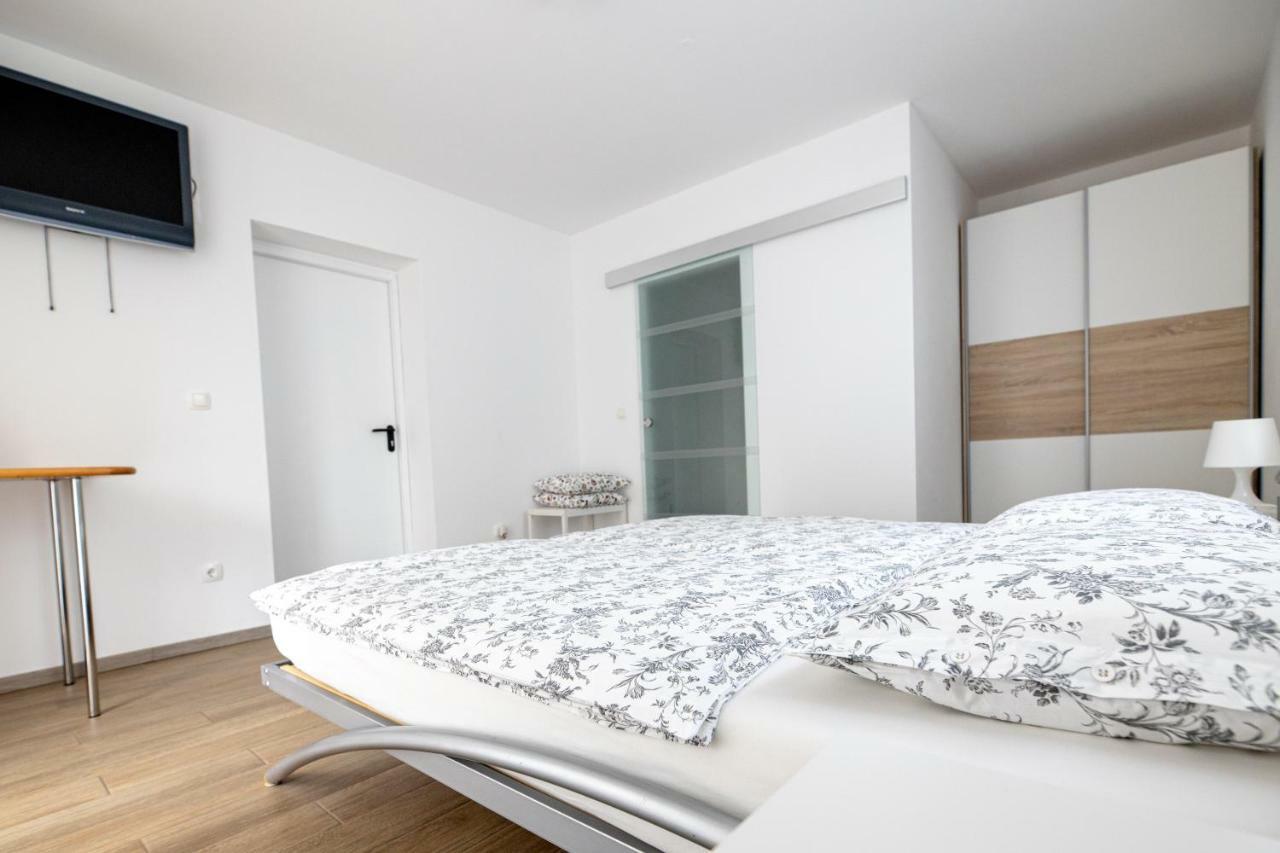 Sobe Meta Bed & Breakfast Brezje Dış mekan fotoğraf